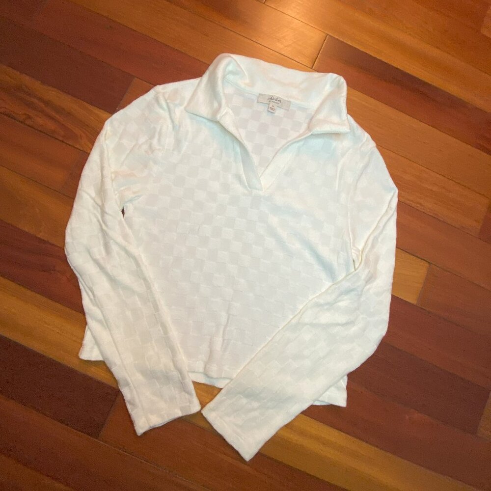 Atelier by Kirious White Collard Crop Top size Medium